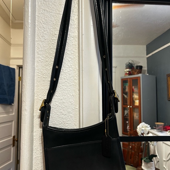 Coach Black Leather Shoulder Bag - Picture 1 of 5